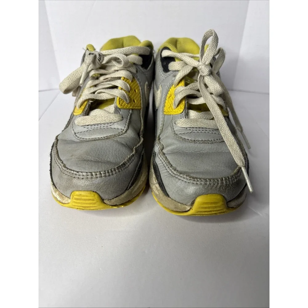 Size 3.5 Youth - Nike Air Max 90‎ Low Go The Extra Smile